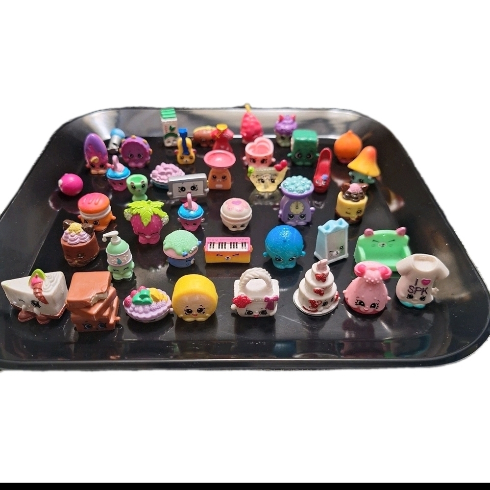 Shopkins Lot Of Collectible Figures 155 Pcs - Picture 2 of 5